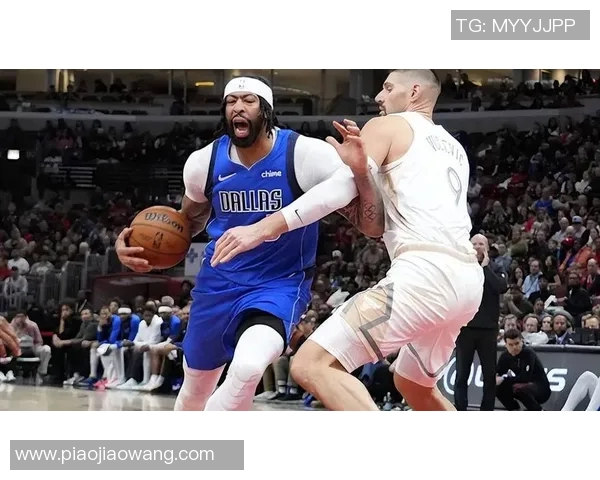 浓眉又被甩卖！8人5签大交易落地，独行侠亏惨？19岁状元才是王炸！超级鱼腩崛起